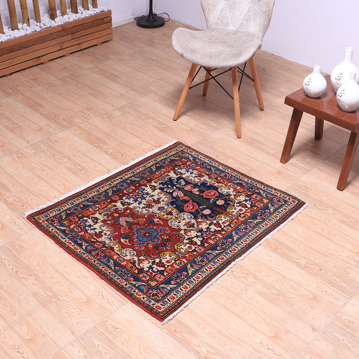 ペルシャ絨毯(イラン産)イスファハンアンティーク 94×81cm(FS-70051)