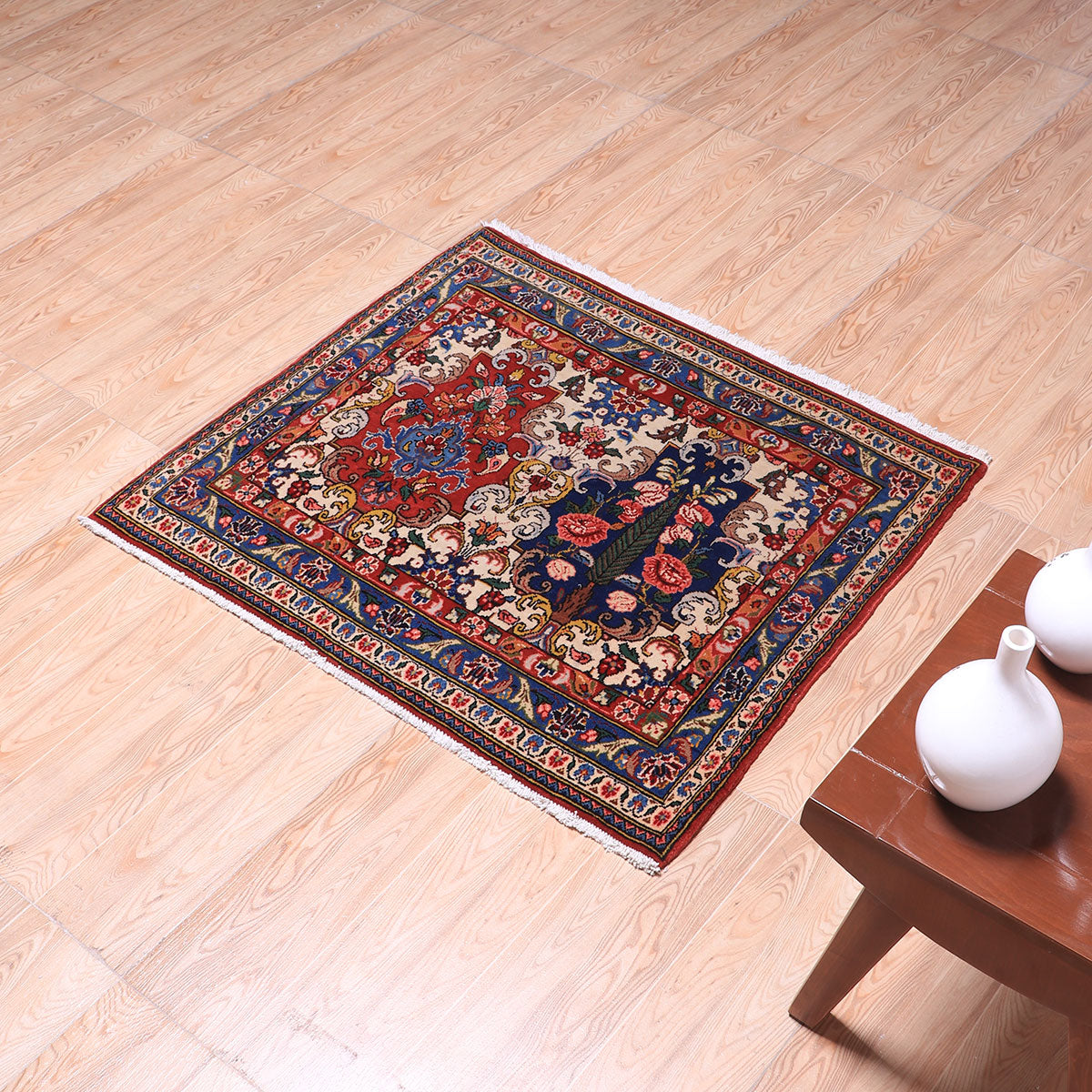 ペルシャ絨毯(イラン産)イスファハンアンティーク 94×81cm(FS-70051)