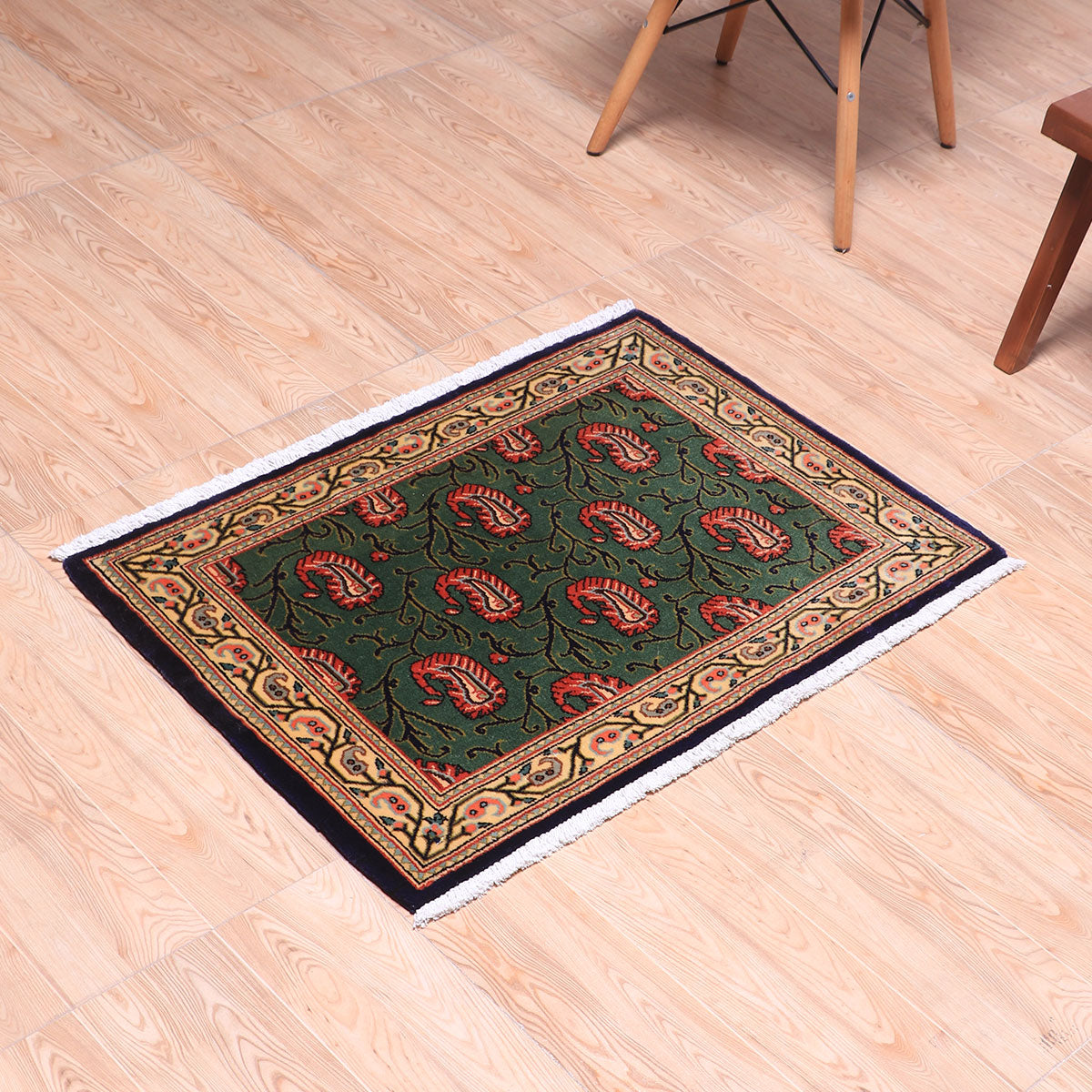 ペルシャ絨毯(イラン産)クム 87×61cm(FS-70056)