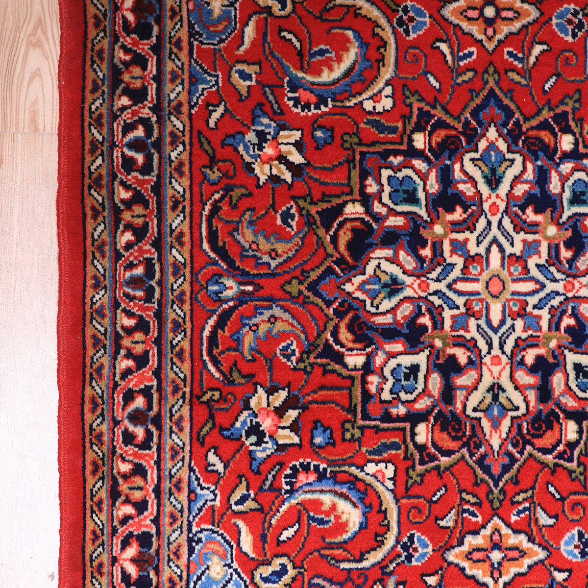 ペルシャ絨毯(イラン産)サルーク 132×79cm(FS-70058)