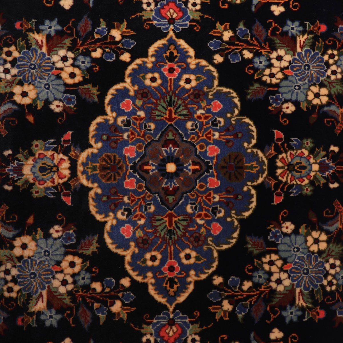 ペルシャ絨毯(イラン産)クム 102×67cm(FS-70060)