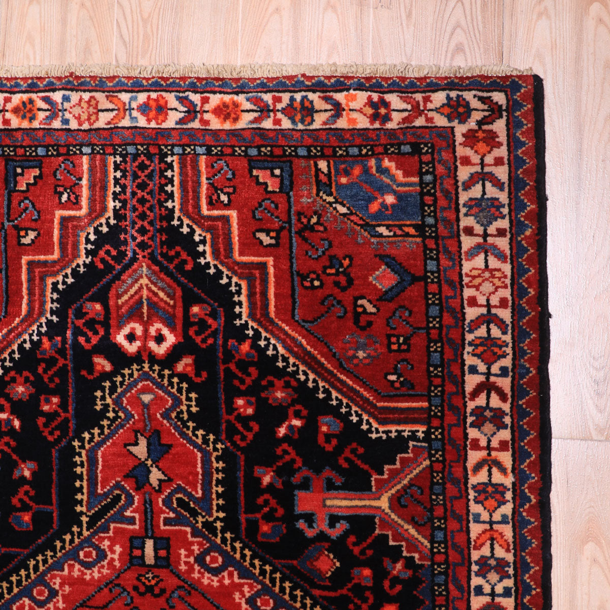 ペルシャ絨毯(イラン産)ゴルトク 140×90cm(FS-70061)