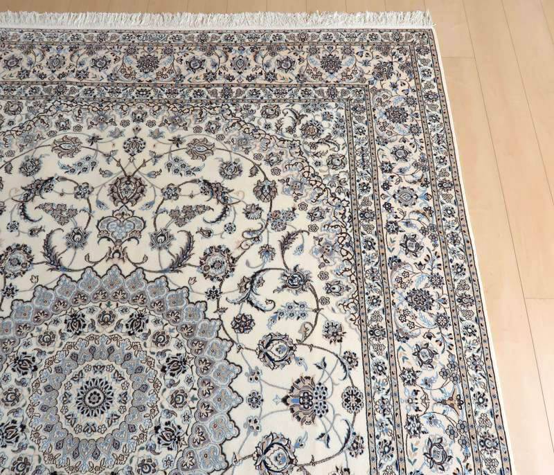 【在庫確保の予約受付中】高級ペルシャ絨毯ナイン産ハビビアン工房 263×209cm(FX-22172)