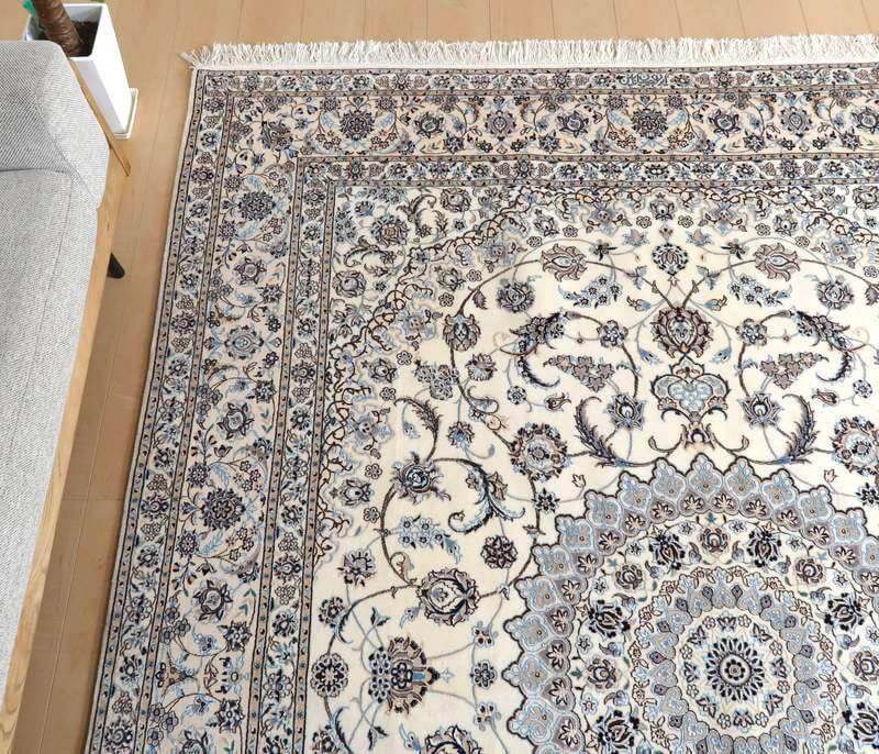 【在庫確保の予約受付中】高級ペルシャ絨毯ナイン産ハビビアン工房 263×209cm(FX-22172)