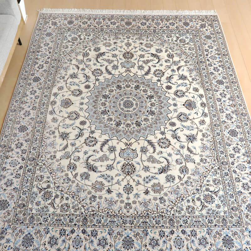 【在庫確保の予約受付中】高級ペルシャ絨毯ナイン産ハビビアン工房 263×209cm(FX-22172)
