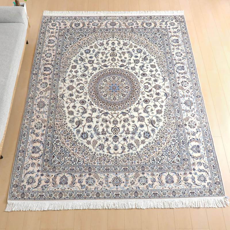 【在庫確保の予約受付中】高級ペルシャ絨毯ナイン産ハビビアン工房 260×205cm(FX-22178)