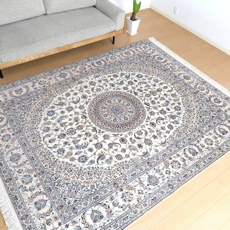 【在庫確保の予約受付中】高級ペルシャ絨毯ナイン産ハビビアン工房 260×205cm(FX-22178)
