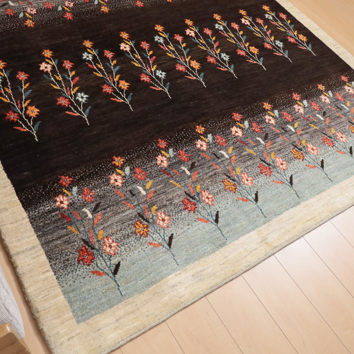 ギャッベ(ルリバフ) 205×202cm(HL-12048)