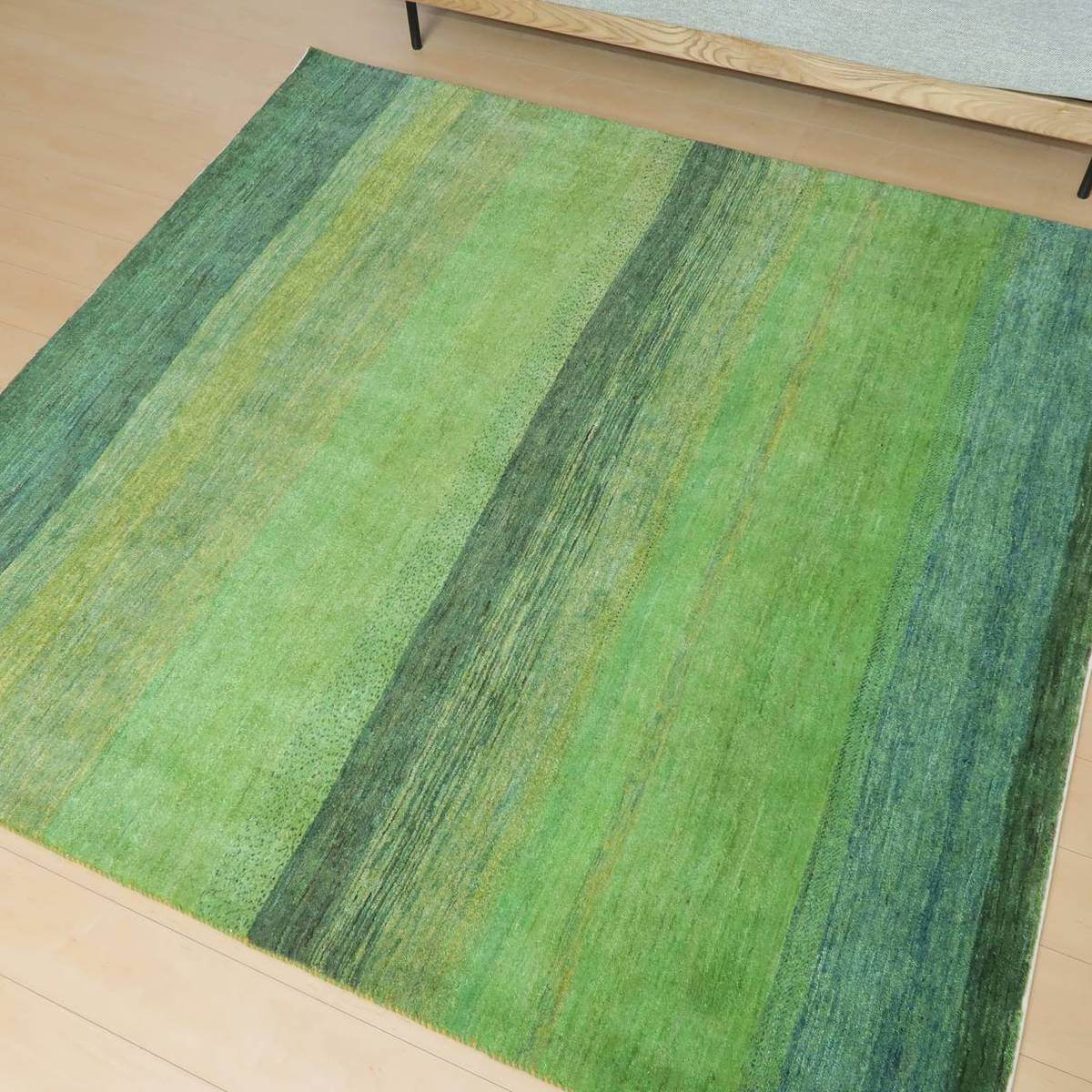 プレミアムギャッベ/ホシナマイ(ルリバフ) 203×194cm(HL-27762)