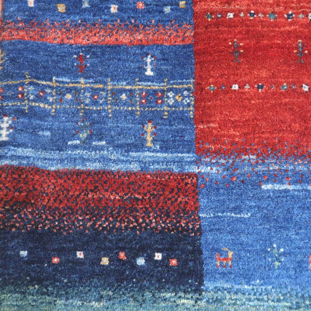 プレミアムギャッベ/ホシナマイ(カシュクリ) 236×157cm(HL-2)