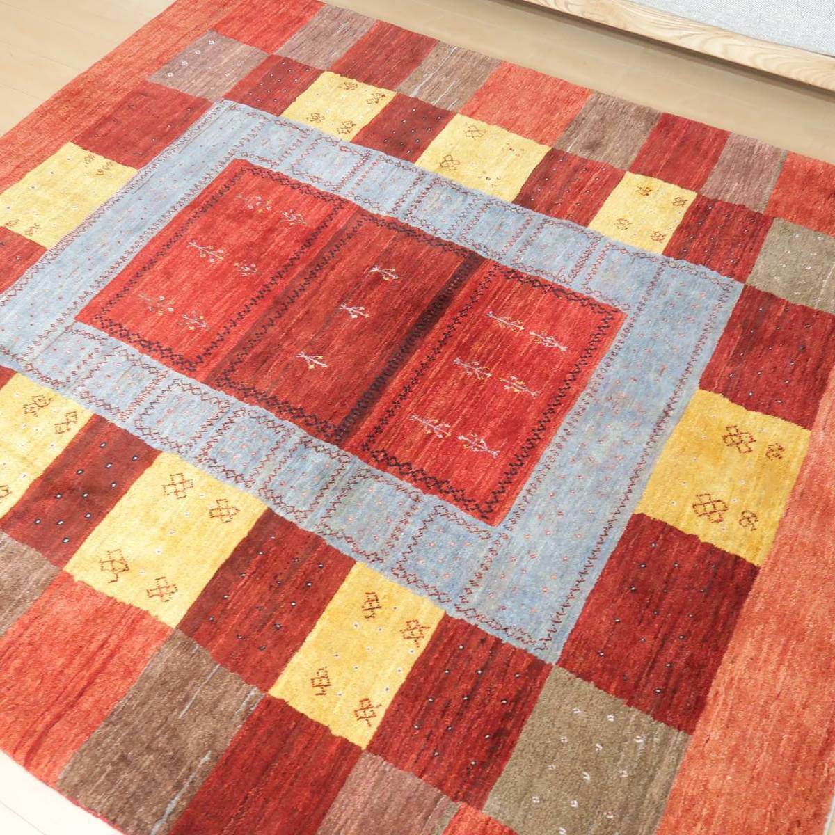 プレミアムギャッベ/ホシナマイ(ルリバフ) 232×206cm(HL-32043)