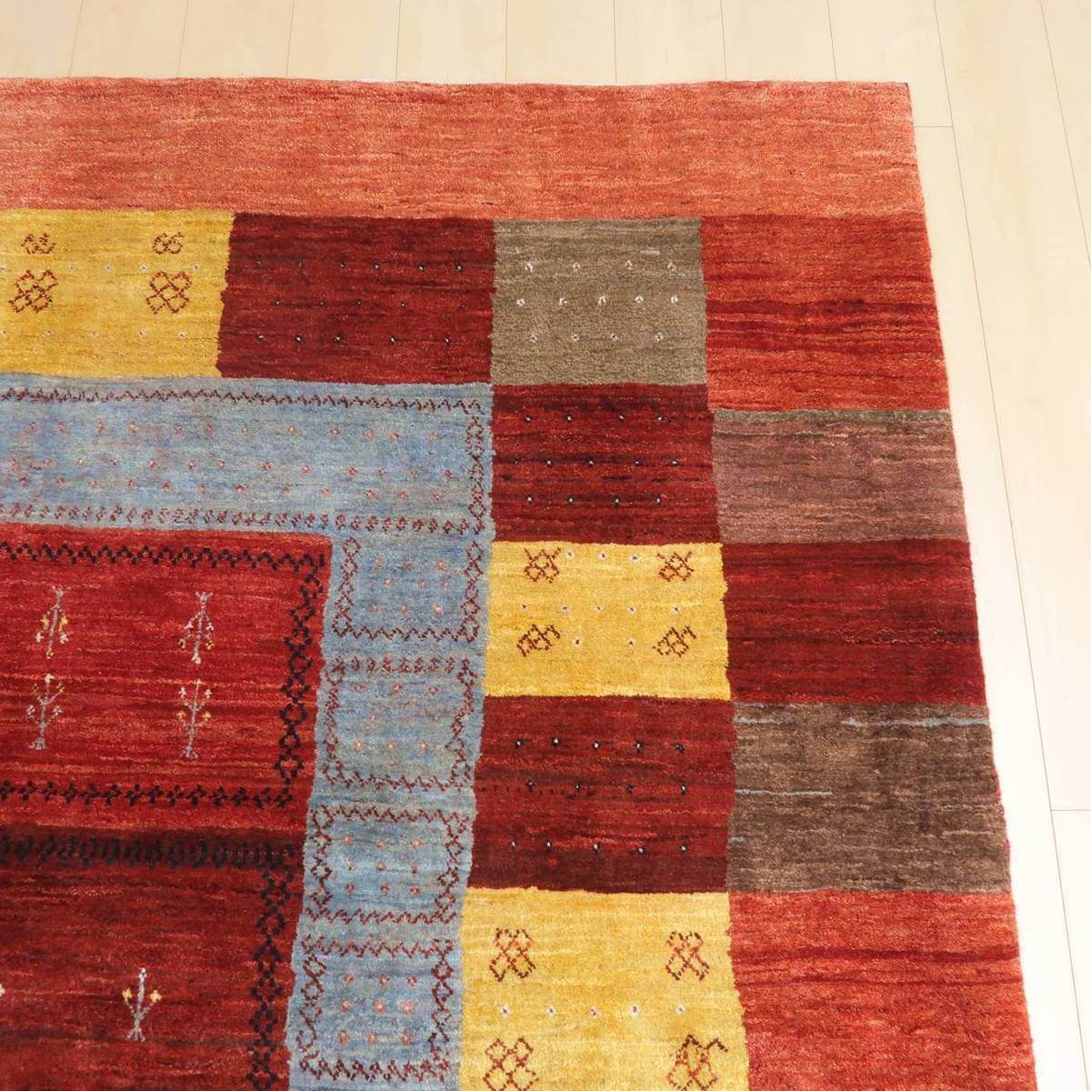 プレミアムギャッベ/ホシナマイ(ルリバフ) 232×206cm(HL-32043)