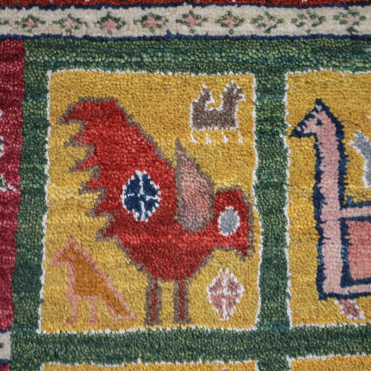 ギャッベ(ルリバフ) 67×65cm(HP-11972)