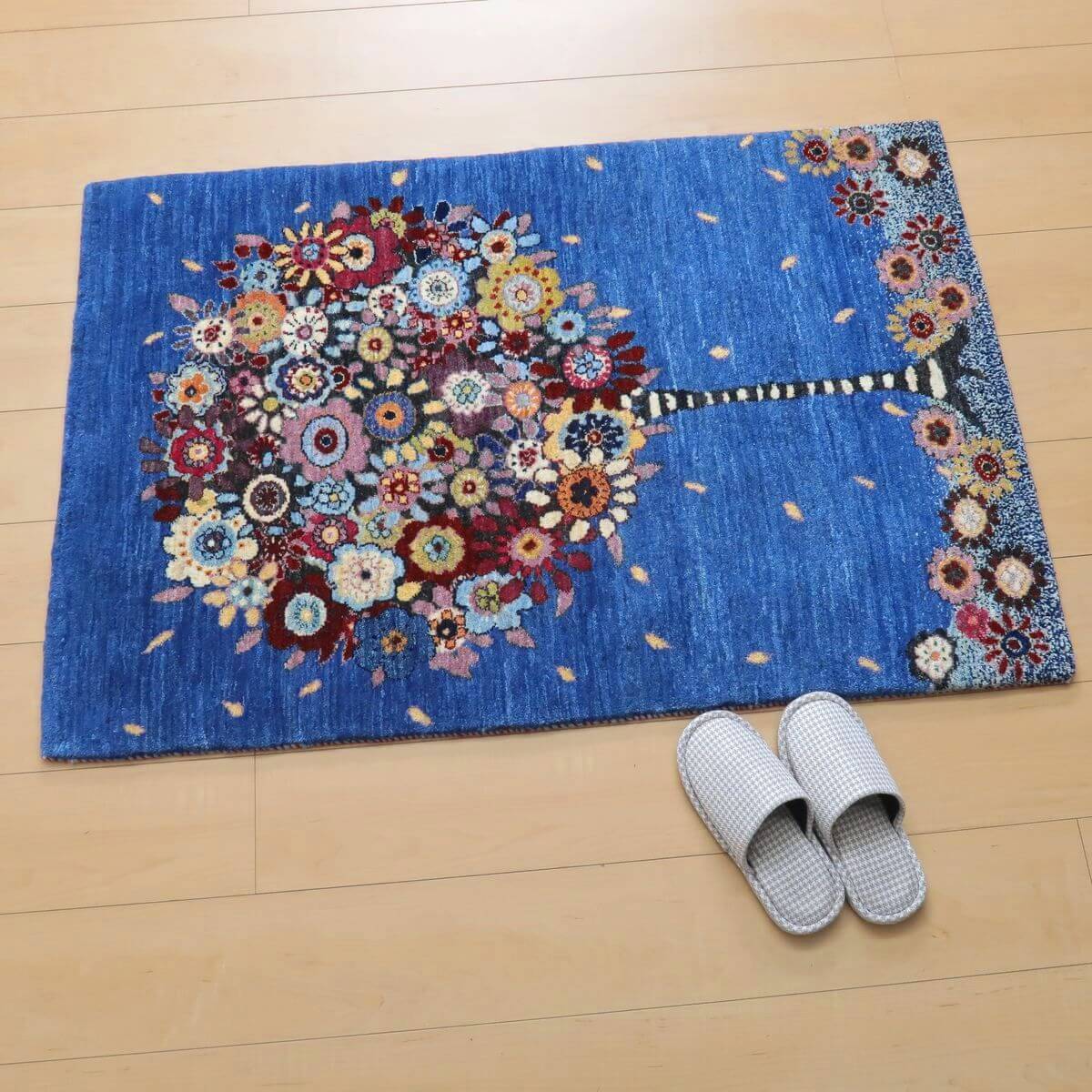 プレミアムギャッベ/ホシナマイ(ルリバフ) 113×63cm(HS-11001)