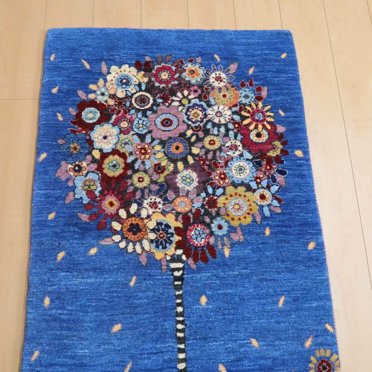 プレミアムギャッベ/ホシナマイ(ルリバフ) 113×63cm(HS-11001)