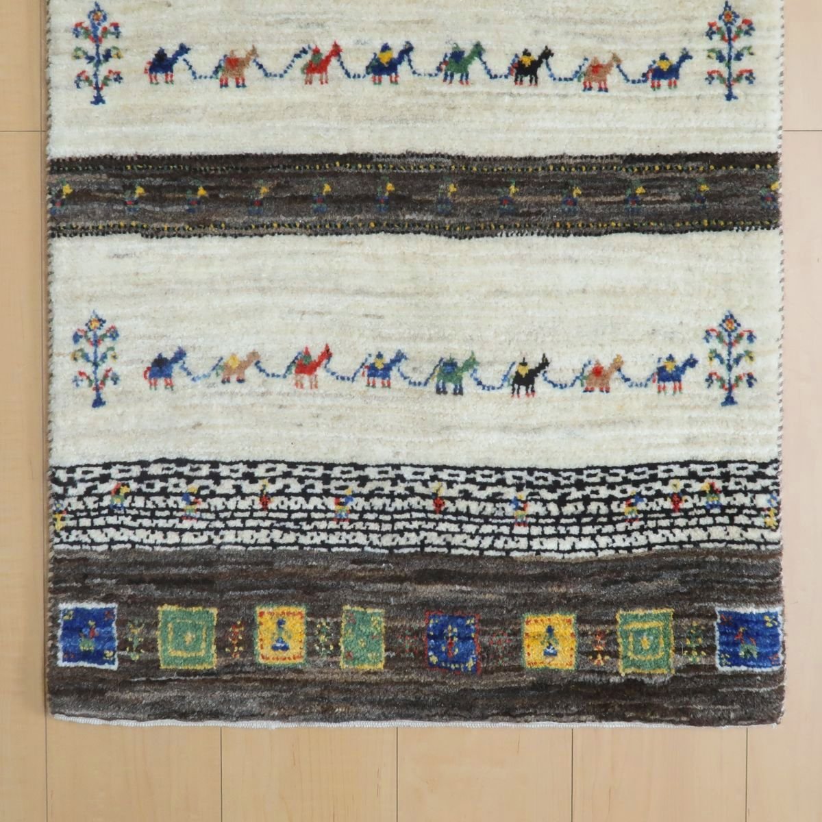 プレミアムギャッベ/ホシナマイ(カシュクリ) 91×63cm(HSS-11040)
