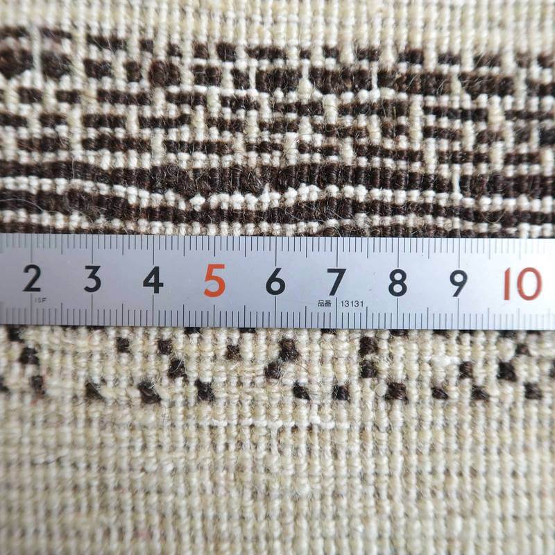 プレミアムギャッベ/ホシナマイ(カシュクリ) 73×63cm(HSS-48484)