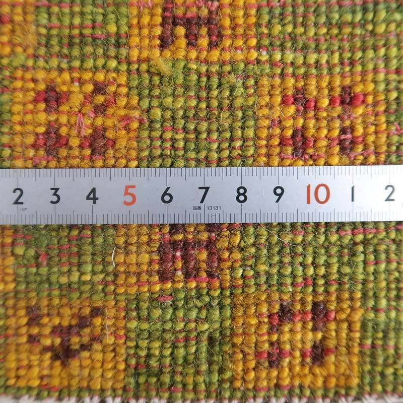 プレミアムギャッベ/ホシナマイ(カシュクリ)84×59cm(HSS-67047)