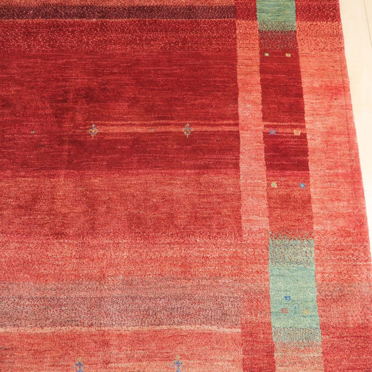 プレミアムギャッベ/ホシナマイ(ルリバフ) 292×202cm(HX-26496)