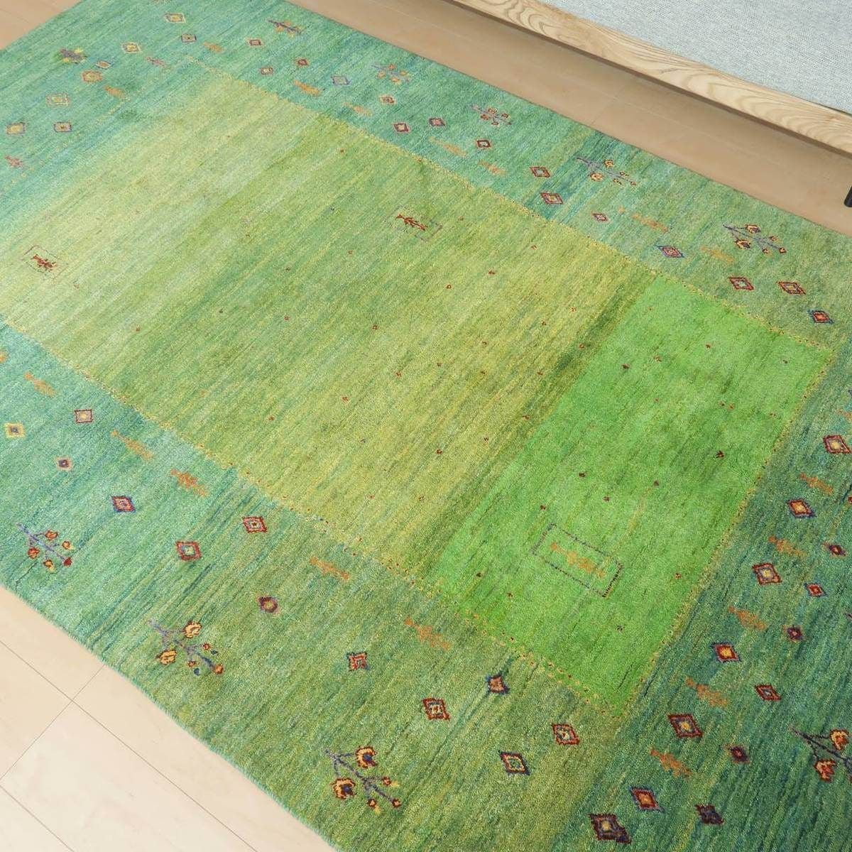 プレミアムギャッベ/ホシナマイ(ルリバフ) 255×162cm(HX-35241)