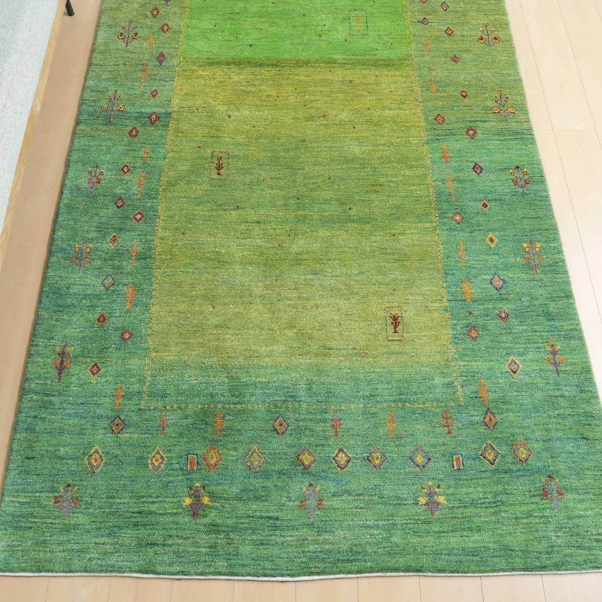 プレミアムギャッベ/ホシナマイ(ルリバフ) 255×162cm(HX-35241)