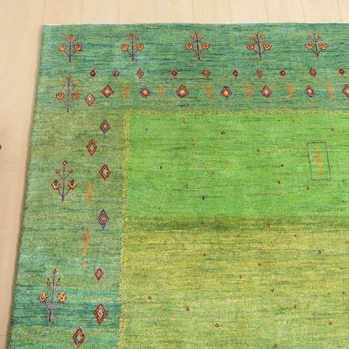 プレミアムギャッベ/ホシナマイ(ルリバフ) 255×162cm(HX-35241)