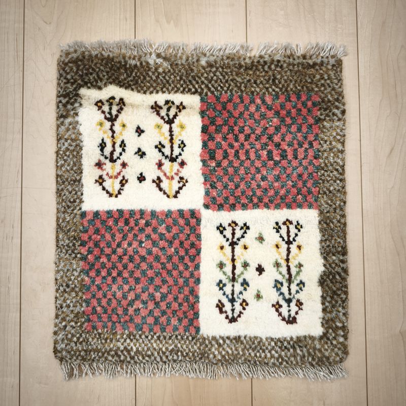 ギャッベ（ギャベ）ラティーフ　41×38cm（BP-12983）