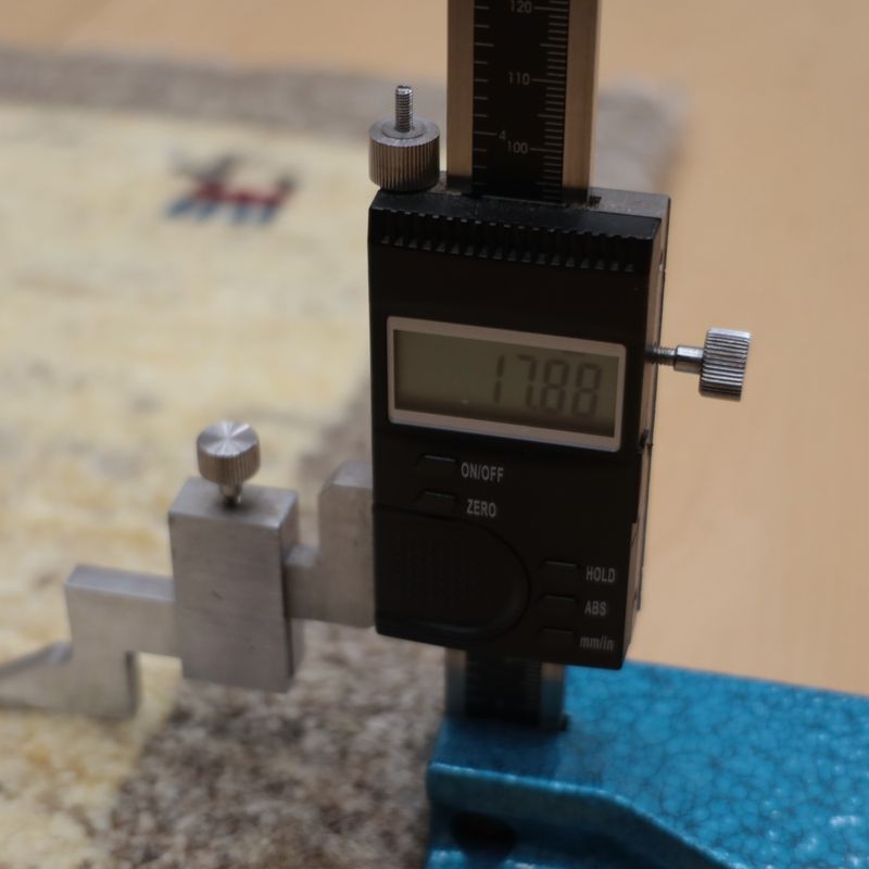 ギャッベ（ギャベ）ラティーフ　41×43cm（BP-12992）