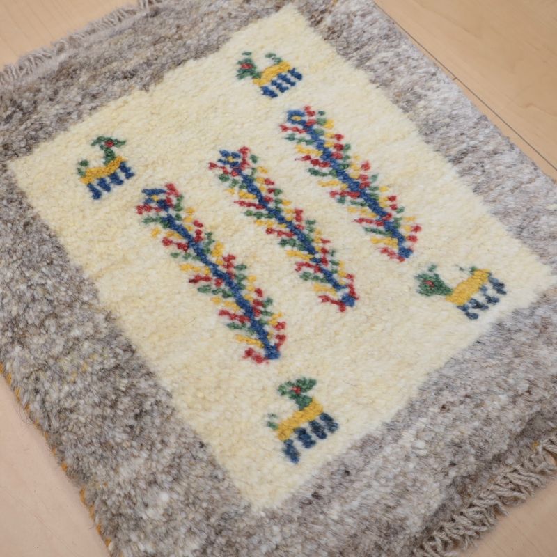 ギャッベ（ギャベ）ラティーフ　42×37cm（BP-12994）