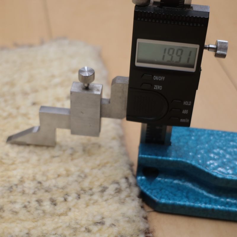 ギャッベ（ギャベ）ラティーフ　43×44cm（BP-13007）