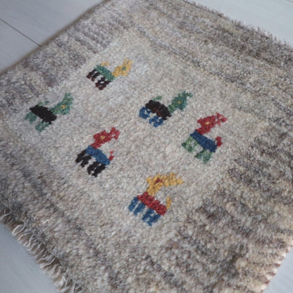 ギャッベ（ギャベ）ラティーフ　38×41cm（BP-13066）