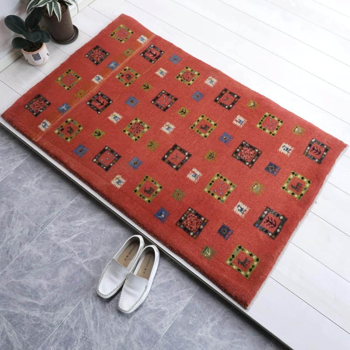 ギャッベ (カシュクリ) 127×80cm(BS-11486) – ふるさと納税専用WEBカタログ