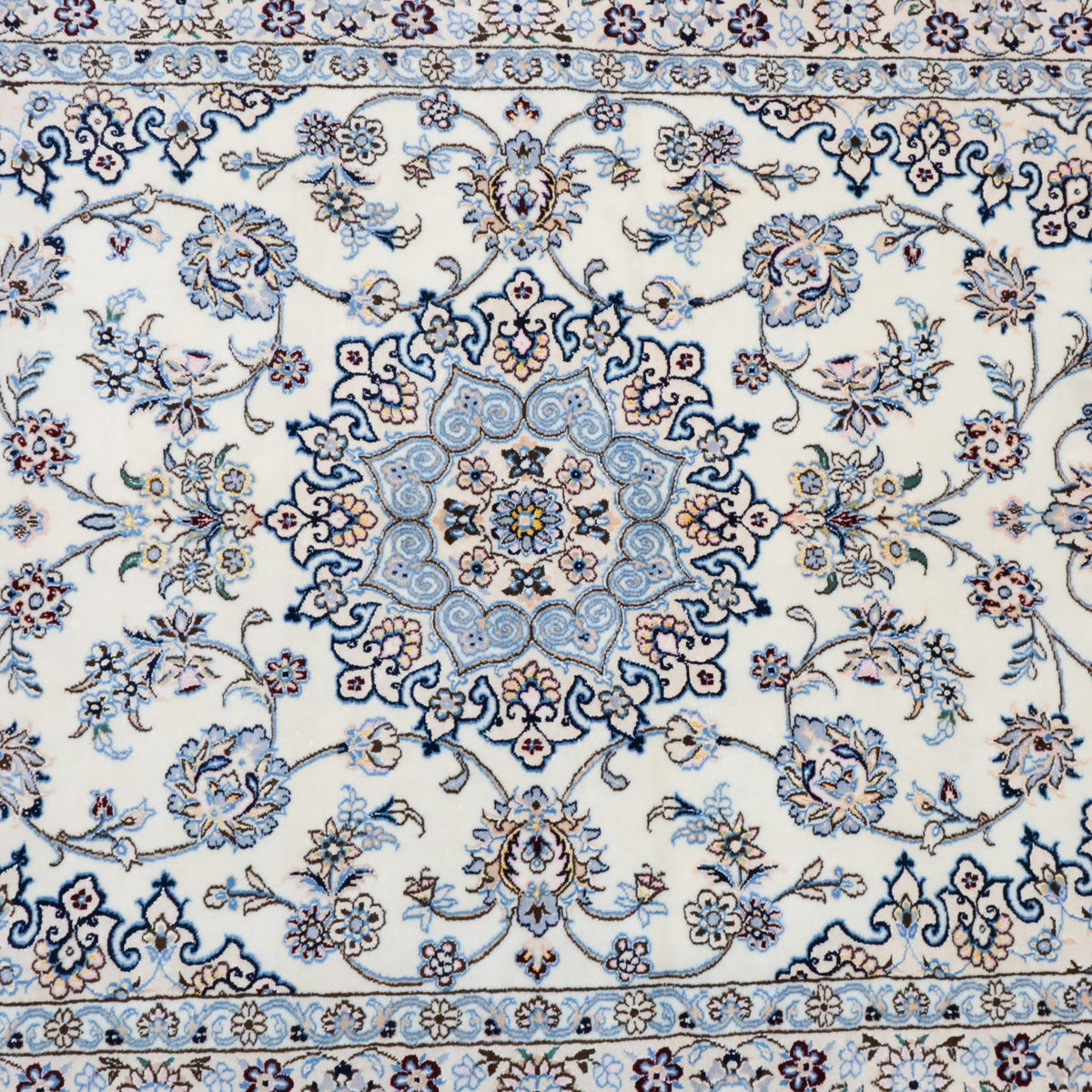 ペルシャ絨毯　ナイン産　メダリオン柄　198×130cm（FL-13276）