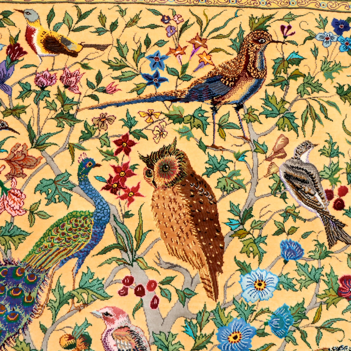 最高級ペルシャ絨毯クム、シルク100％ 楽園の鳥と動物　162×107cm（FL-13283）