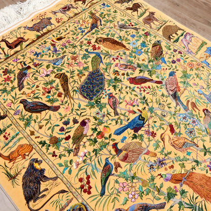最高級ペルシャ絨毯クム、シルク100％ 楽園の鳥と動物　162×107cm（FL-13283）