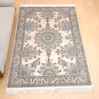 【在庫確保の予約受付中】高級ペルシャ絨毯ナイン産ハビビアン工房シルク 237×164cm（FL-22176）