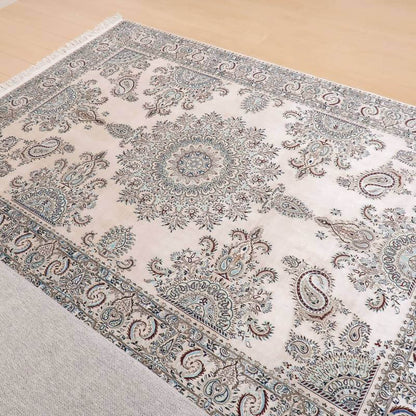 【在庫確保の予約受付中】高級ペルシャ絨毯ナイン産ハビビアン工房シルク 237×164cm（FL-22176）