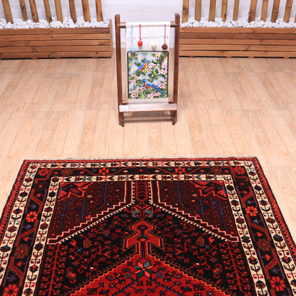 ペルシャ絨毯（イラン産）トゥイセルカーン　187×121cm（FL-70159）