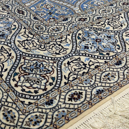 最高級ペルシャ絨毯（ナイン産）ハビビアン工房　310×205cm（FL-70368）