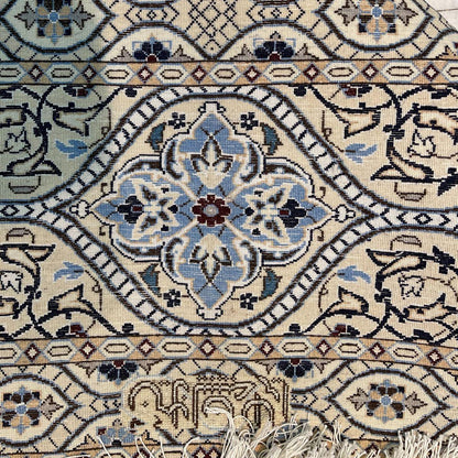 最高級ペルシャ絨毯（ナイン産）ハビビアン工房　310×205cm（FL-70368）