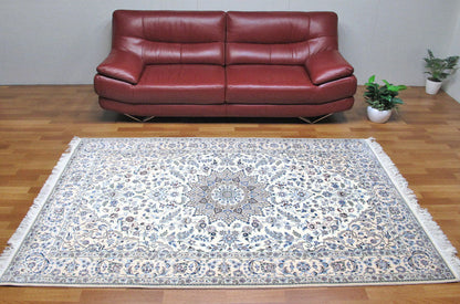 高級ペルシャ絨毯ナイン産ハビビアン工房 237×151cm（FL-72-6）