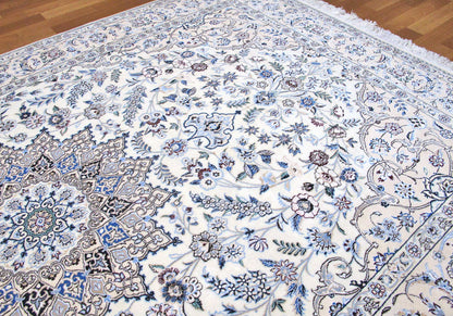 高級ペルシャ絨毯ナイン産ハビビアン工房 237×151cm（FL-72-6）