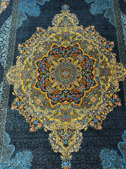 高級ペルシャ絨毯クム産シルク100％  イスファハン工房　 205×135cm（FN-10019）