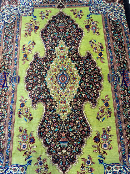 高級ペルシャ絨毯クム産シルク100％  アッバス・ジャムシディ 88×58cm（FN-10027）