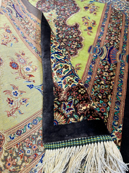 高級ペルシャ絨毯クム産シルク100％  アッバス・ジャムシディ 88×58cm（FN-10027）