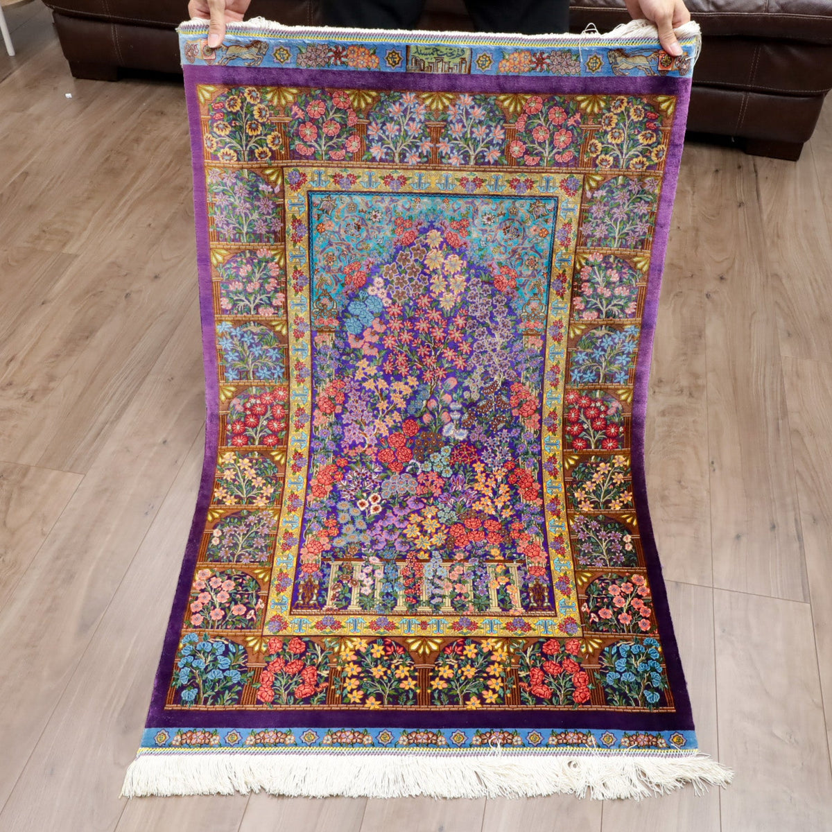 高級ペルシャ絨毯 クム産 シルク100％ TAKHTE JAMSHID工房｜生命の木・花園柄 パープル×マルチカラー｜119×79cm（FS-13303）