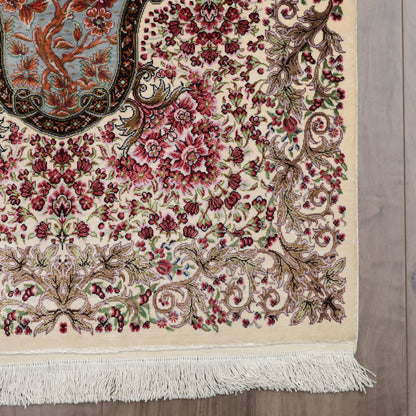 高級ペルシャ絨毯 クム産 シルク100％ MOHAMMADI工房｜生命の樹・花鳥柄 アイボリー×ピンク｜94×60cm（FS-13364）