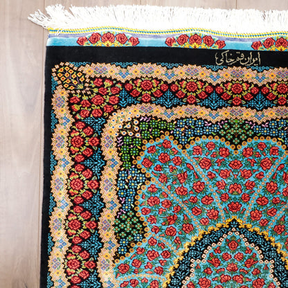 高級ペルシャ絨毯 クム産 シルク100％ KHAKI工房｜薔薇柄 ターコイズ×レッド｜80×60cm（FS-13367）