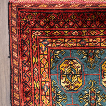 ペルシャ絨毯 トルクメン産 シルク100％ 両面手織り｜区画・ギュル柄 レッド×ブルーグリーン｜62×41cm（FS-13385）