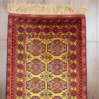 ペルシャ絨毯 トルクメン産 シルク100％ 両面手織り｜ギュル・区画柄 レッド×ゴールド｜64×43cm（FS-13386）
